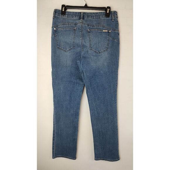 Chicos Jeans Women's 0.5 Short (US 6) Blue Straight Slim Leg Mid Rise Dark Denim - Picture 2 of 10